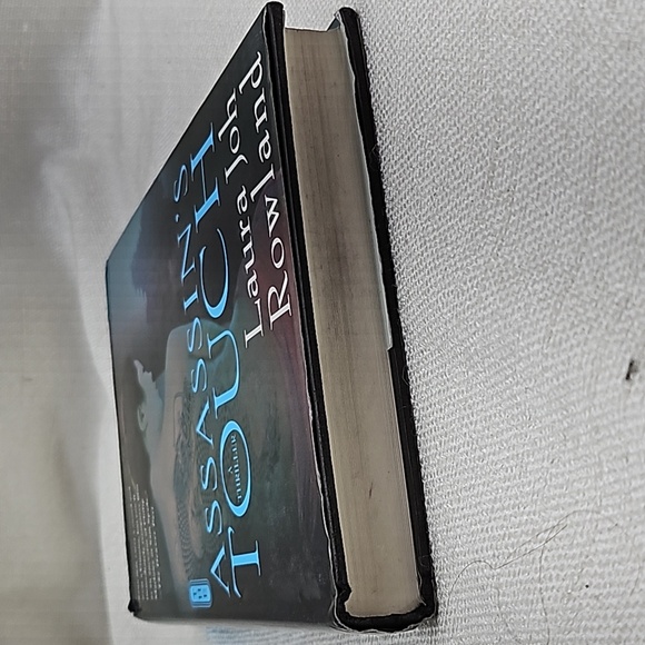 3/$20 The Assassin's Touch: Sano Ichiro Novel - Picture 3 of 9